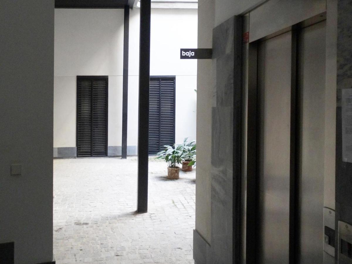 Ry Aparcamiento Incluido Junto A Catedral Ideal Parejas Sevilla Dış mekan fotoğraf